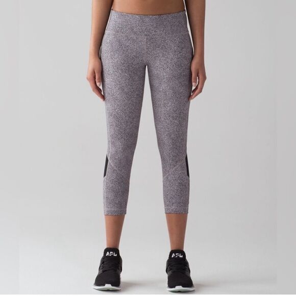 Lululemon Pace Rival Crop Legging Sea Spray Alpine White/Black Chrome - Picture 2 of 11